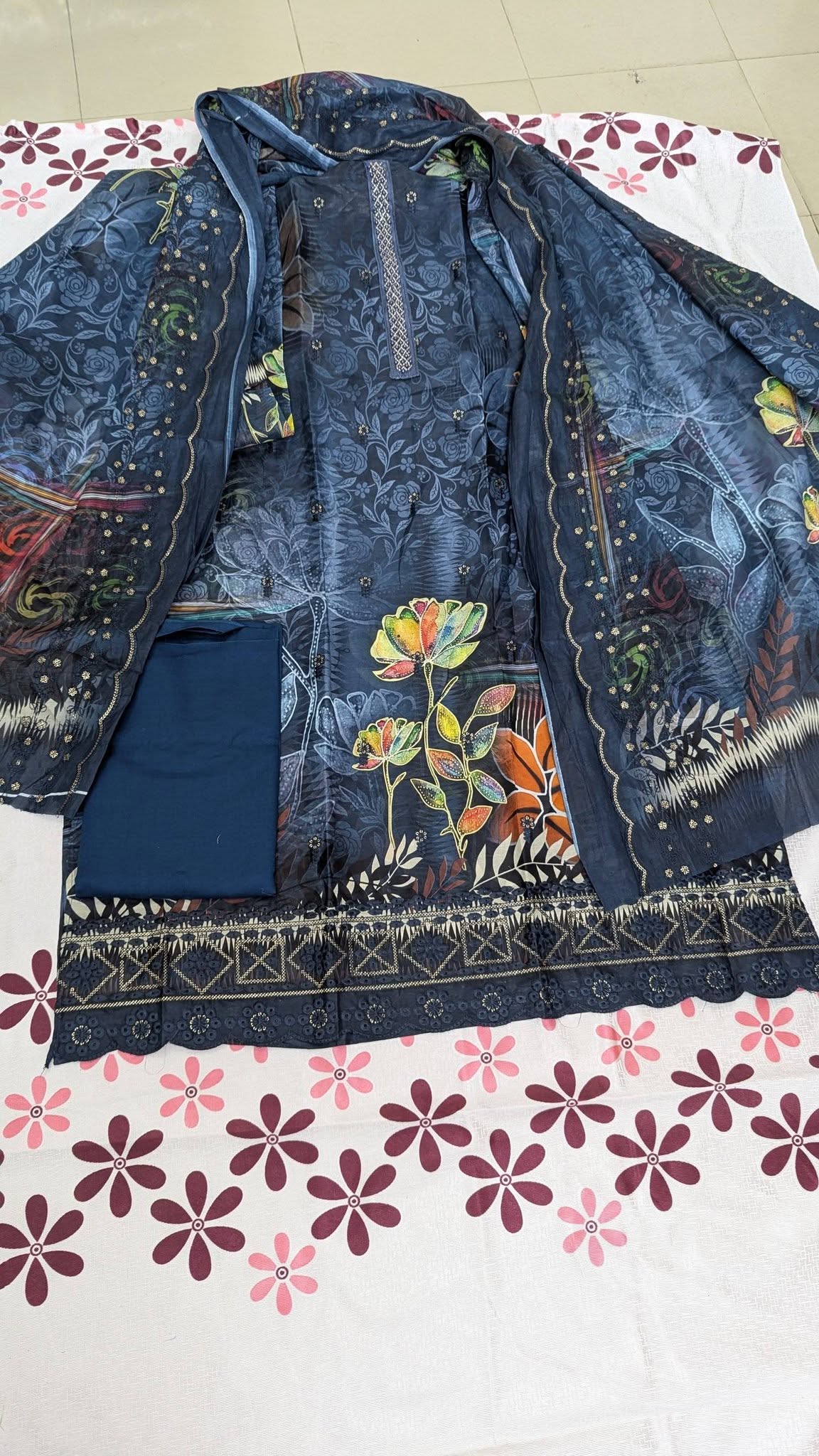 থ্রি-পিস কালেকশন